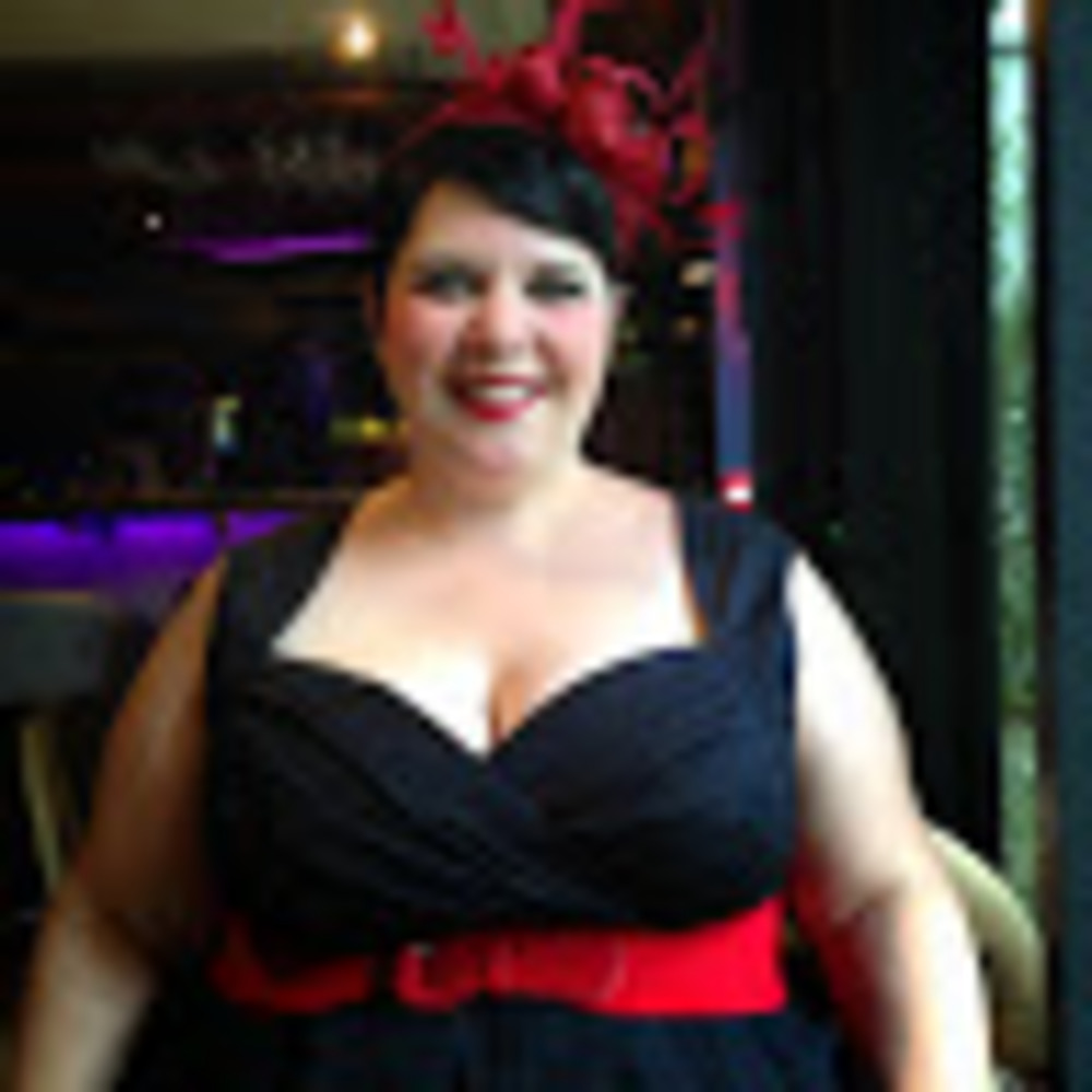 Meet your Posher, Lauren